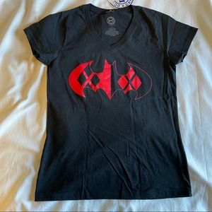 Juniors XL black Tee. DC Comics Harley Quinn/Batman